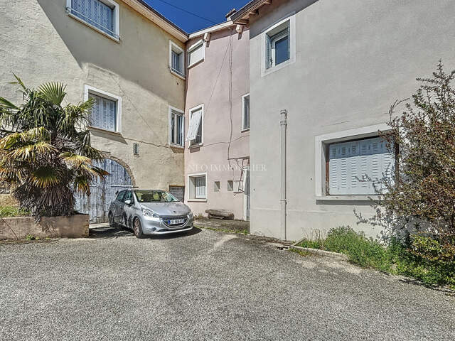 Appartement 60 m2 avec garage et terrasse — photo du bien