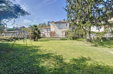 Terrain à bâtir bien placé et arboré de 565 m2 — photo du bien