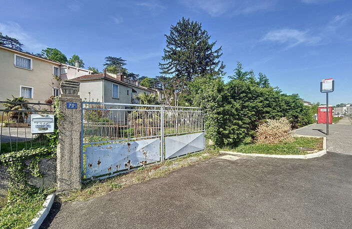 Terrain à bâtir bien placé et arboré de 565 m2 — photo 3