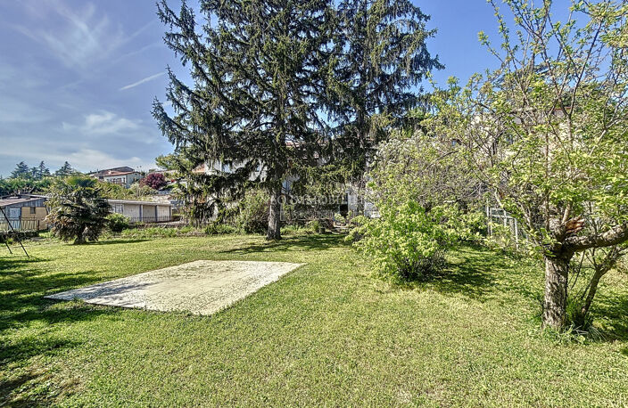 Terrain à bâtir bien placé et arboré de 565 m2 — photo 4
