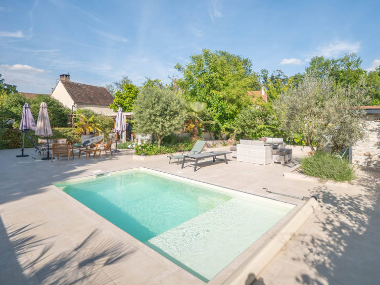 ITTEVILLE: Maison familiale rénovée avec jardin, piscine et — photo 1
