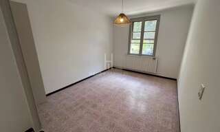 Maison 5 Pièces 94 m² à vendre à Saint-Étienne-du-Grès (13103)