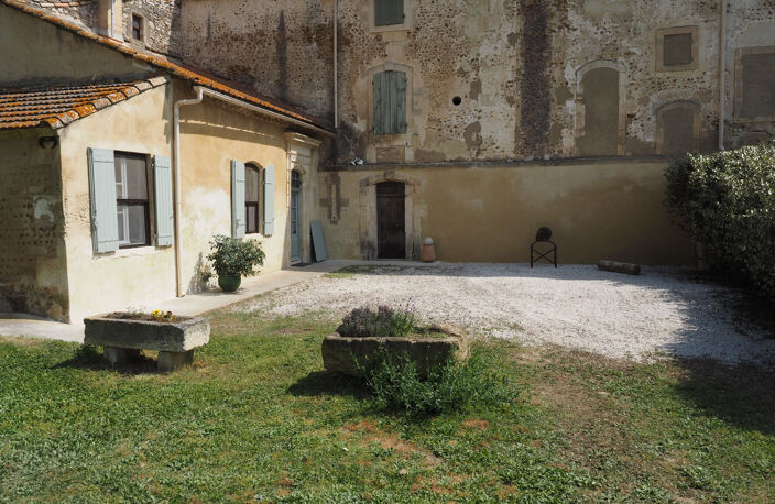 Mas d'exception à Saint-Martin-de-Crau   Un domaine au coeur — photo 4