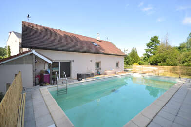 Maison 10 pièces 275500 €