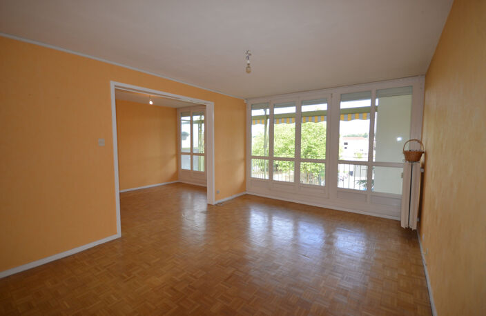 Appartement T3 à Valentigney — photo 2