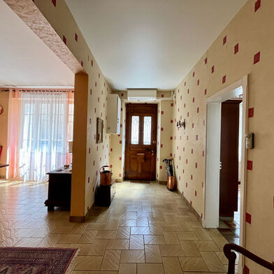 Maison 8 pièces 160200 €