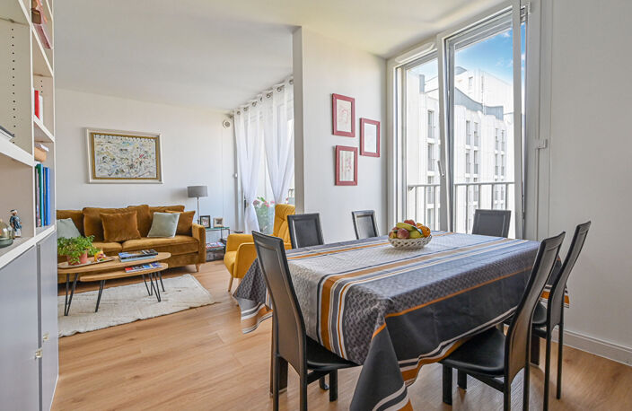 3 pièces avec balcon et vue Tour Eiffel ! — photo 3