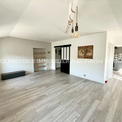 Appartement 4 pièces 196100 €