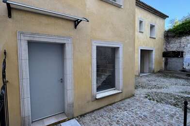 Appartement 5 pièces 220000 €