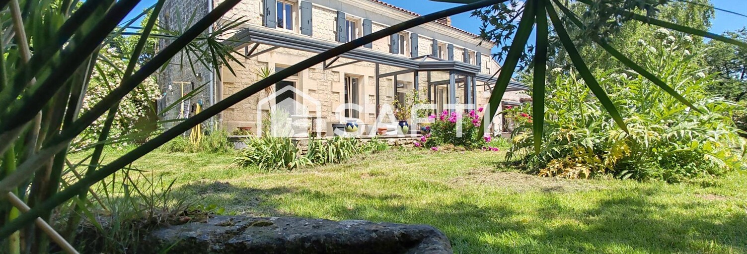 Maison 8 Pièces 249 m² à vendre à Saintes (17100)