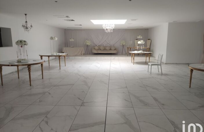 Vente Murs commerciaux 1 500 m&sup2; — photo 4