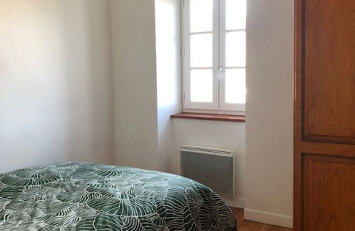 Proche centre ville, 2 appartements T2 à vendre (actuellement loués) dans une maison de ville. — photo 4