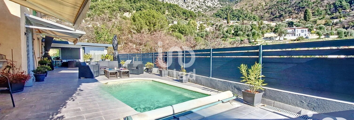 Maison 5 Pièces 141 m² à vendre à Castellar (06500)