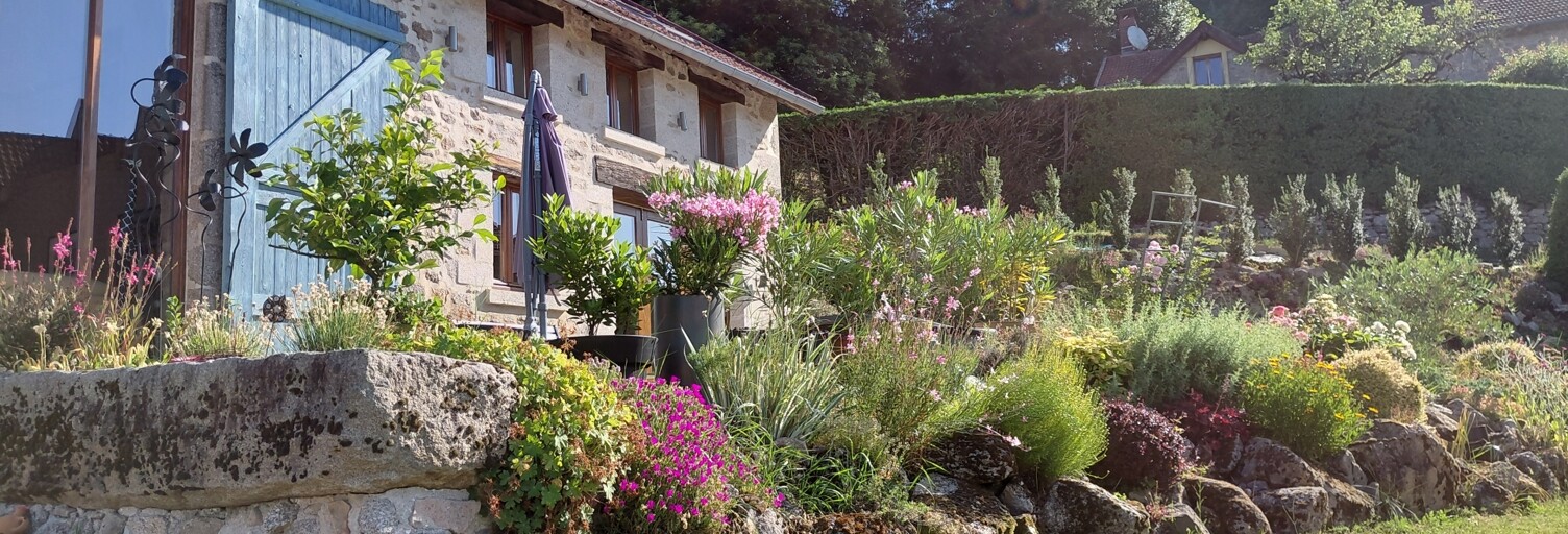 Maison 7 Pièces 219 m² à vendre à Saint-Amand-Jartoudeix (23400)