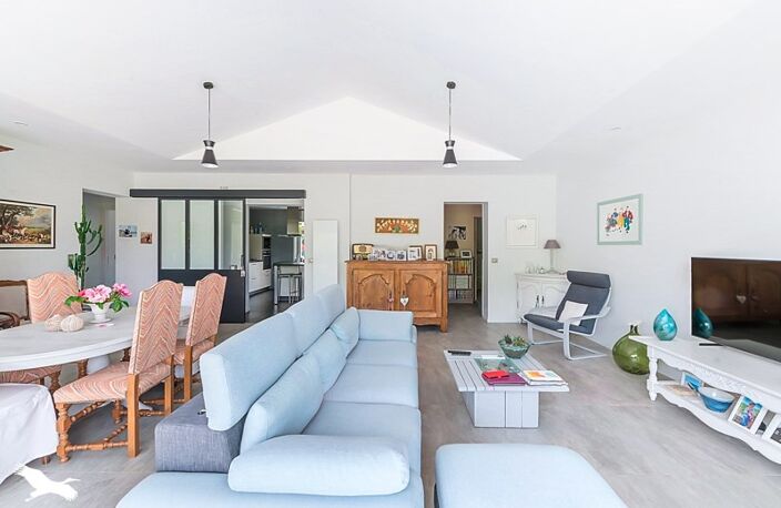 Vente maison 7 pièces 162 m² Blanquefort (33290) — photo 3
