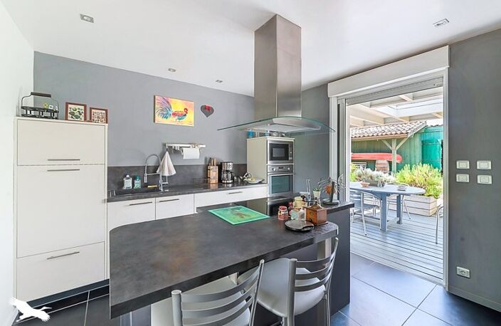 Vente maison 7 pièces 162 m² Blanquefort (33290) — photo 4