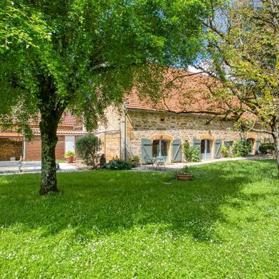 Maison 6 pièces 272896 €