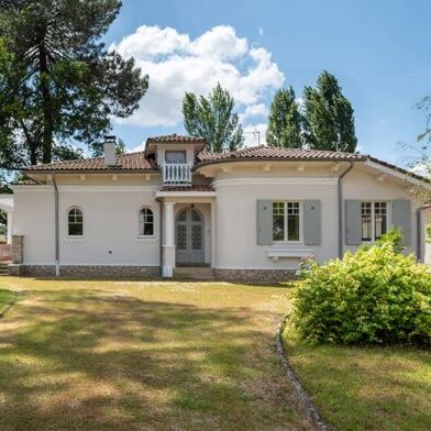 Maison 6 pièces 549000 €