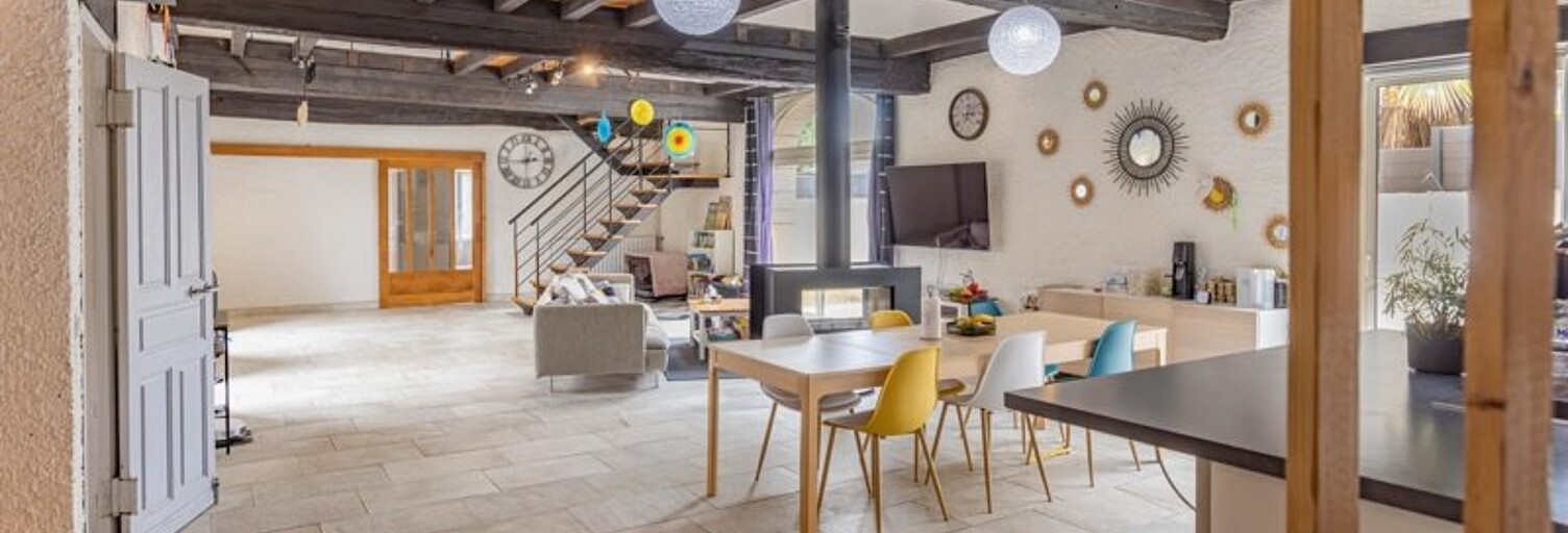 Maison 7 Pièces 200 m² à vendre à Artiguelouve (64230)