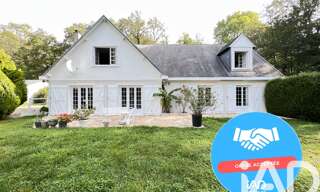 Maison 8 Pièces 208 m² à vendre à Mézières-sur-Seine (78970)