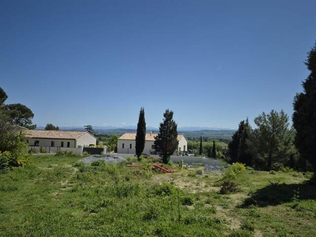Terrain à bâtir de 0 pièces principales — photo du bien