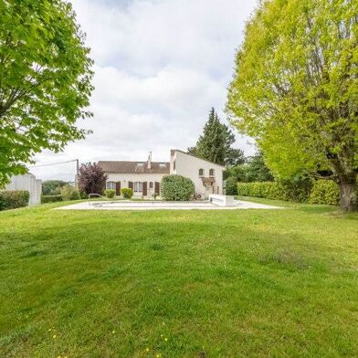 Maison 7 pièces 499000 €