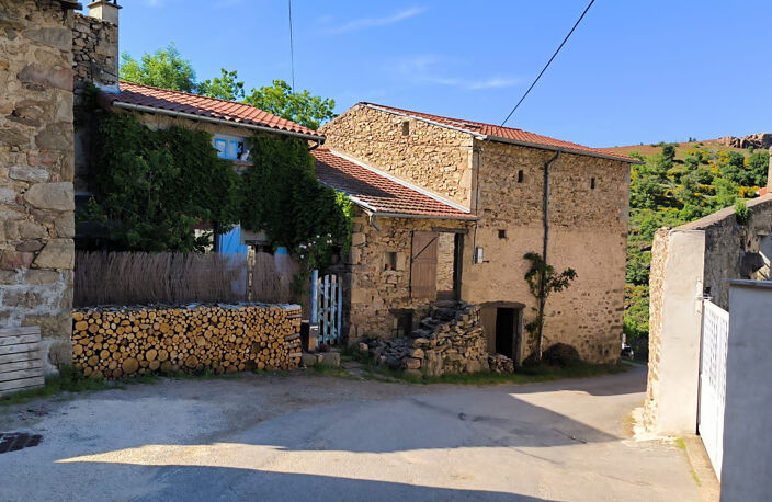 Maison en pierre avec terrain sur les hauteurs de ST MARCEL — photo 2