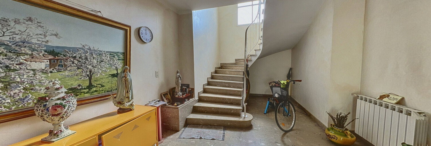 Maison 5 Pièces 183 m² à vendre à Rognonas (13870)