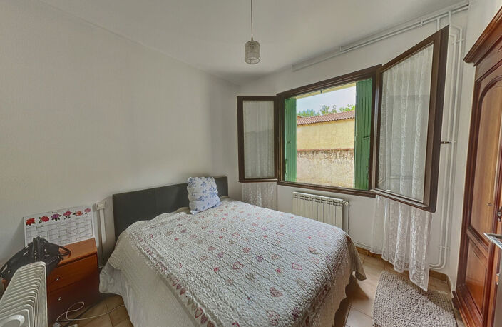 Villa Rognonas  183 M2 environ + garages + jardin — photo 5