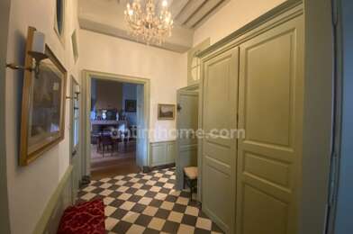Appartement 8 pièces 540000 €