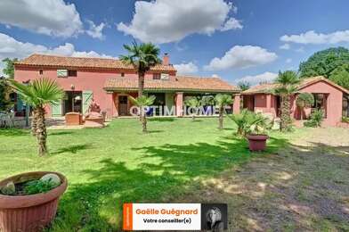 Maison 8 pièces 399500 €