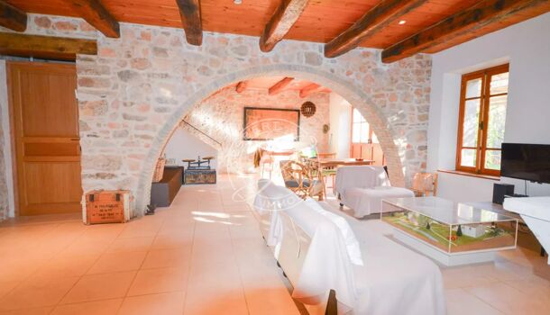 Villa / Maison 8 pièces  à vendre Lorgues 83510