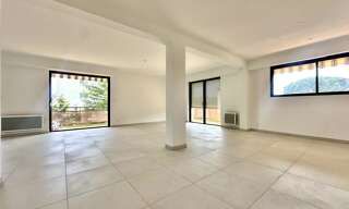 Appartement 4 Pièces 132 m² à vendre à Saint-Laurent-du-Var (06700)