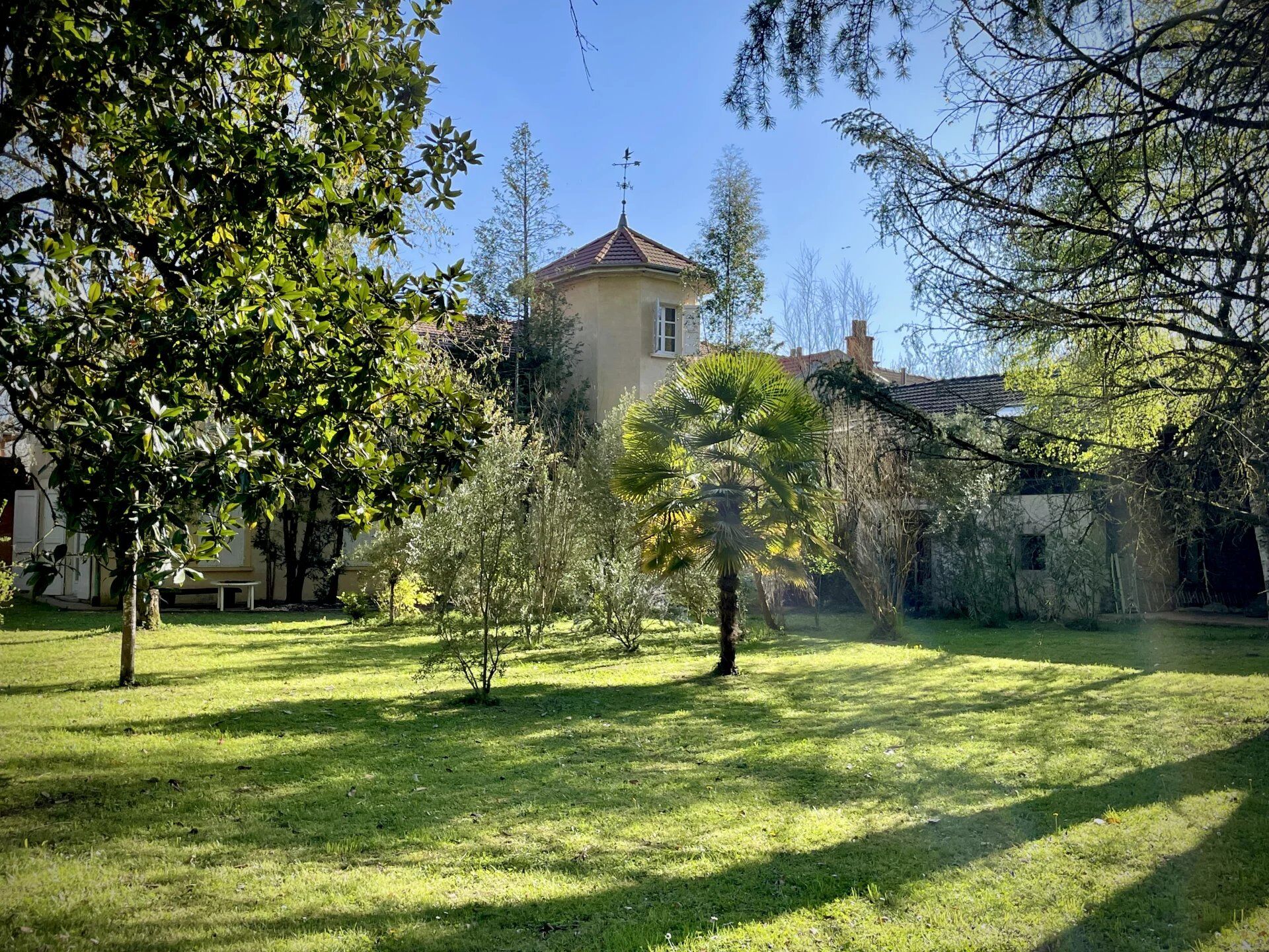 Propri&eacute;t&eacute;  T11 à vendre Vinay 38470