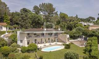 Maison 5 Pièces 202 m² à vendre à Mougins (06250)