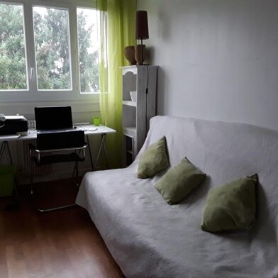 Appartement 1 pièces 450 €