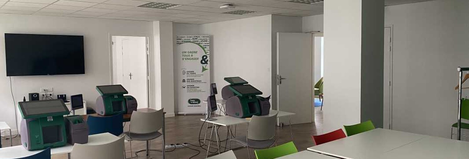 Bureau  317 m² à louer à Guipavas (29490)