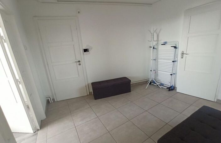LOCATION d'un appartement F5 (112 m²) à NANCY - MEUBLE - CHAUFFAGE INCLUS DANS LES CHARGES — photo 4