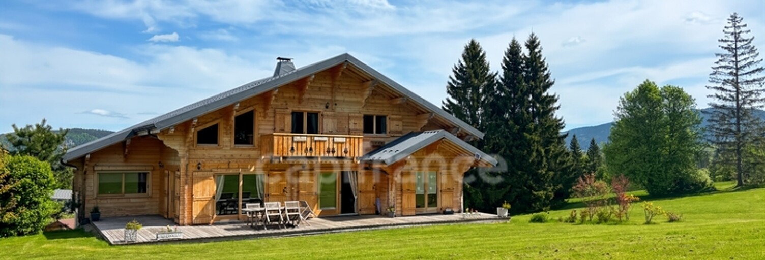 Maison 6 Pièces 216 m² à vendre à Prémanon (39220)