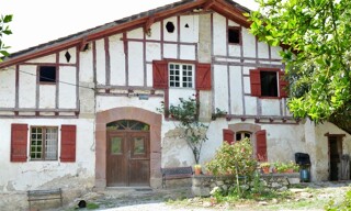 Maison 6 Pièces 155 m² à vendre à Louhossoa (64250)