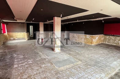 Local industriel  12900 €