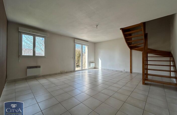 Vente maison 4 pièces 83 m² La Châtre (36400) — photo 2