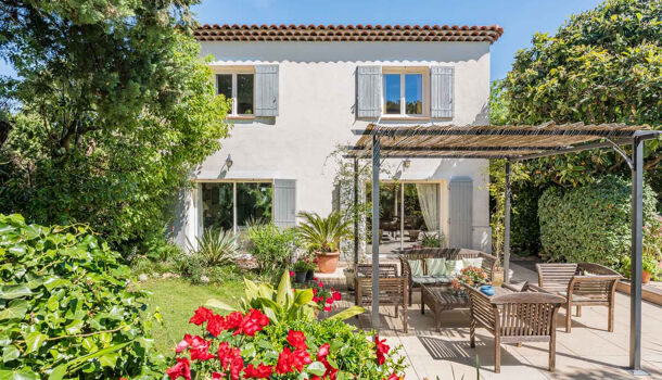 Villa / Maison 5 pièces  à vendre Aubagne 13400