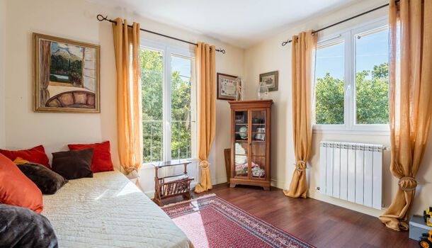 Villa / Maison 5 pièces  à vendre Aubagne 13400