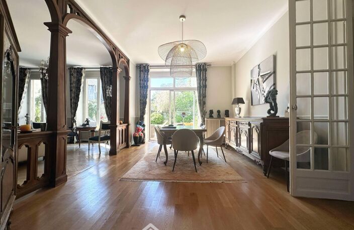 Maison de maître - 341m² - Laon — photo 3