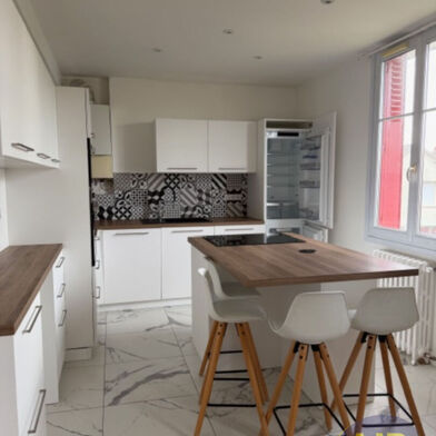 Appartement 3 pièces 799 €