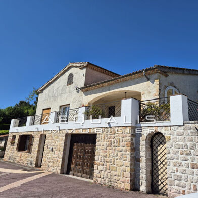 Maison 5 pièces 726000 €