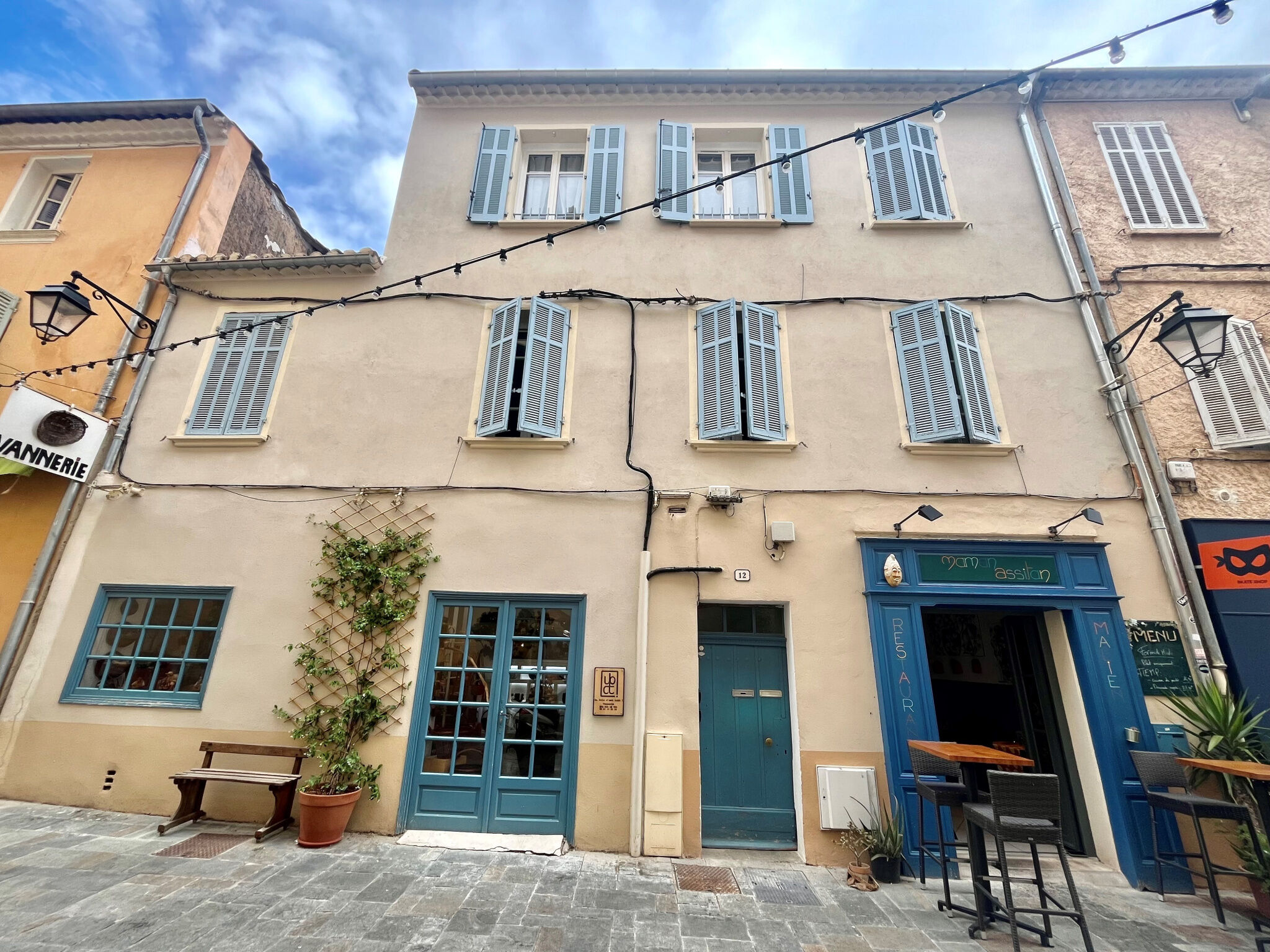 Appartement 2 pièces  à louer Hyères 83400