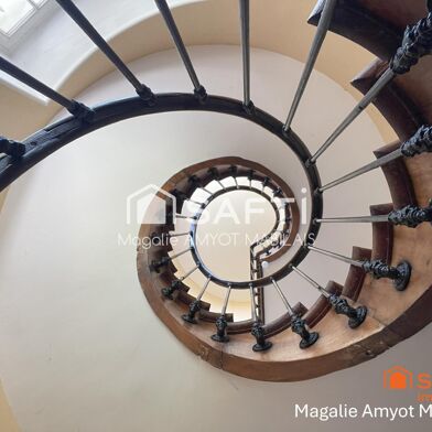 Maison 11 pièces 636000 €