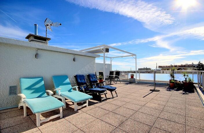 Cannes appartement au  dernier étage avec toit terrasse  dans le secteur du Palm Beach — photo 2